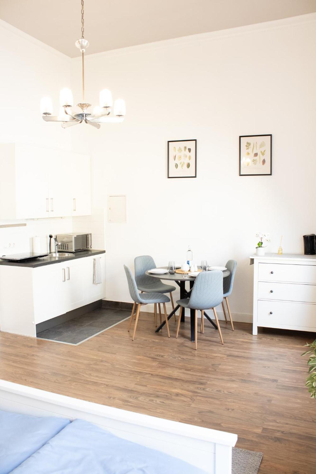 Apartment Wiesbaden Mitte, Zentral Am Park, Congresscenter 5 Min, Bahnhof 10Min Exterior foto